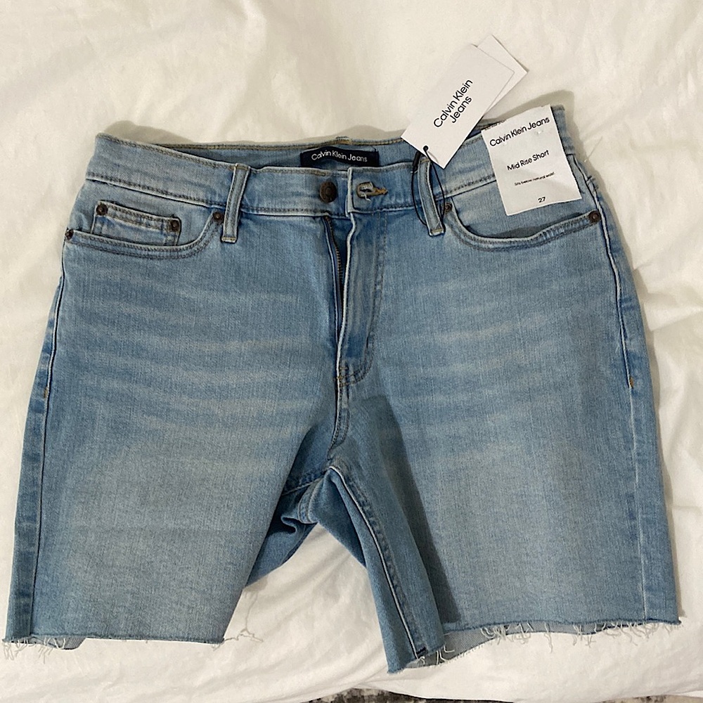 Calvin Klein Mid Rise Short